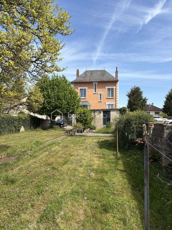 Maison à BRIENON-SUR-ARMANCON