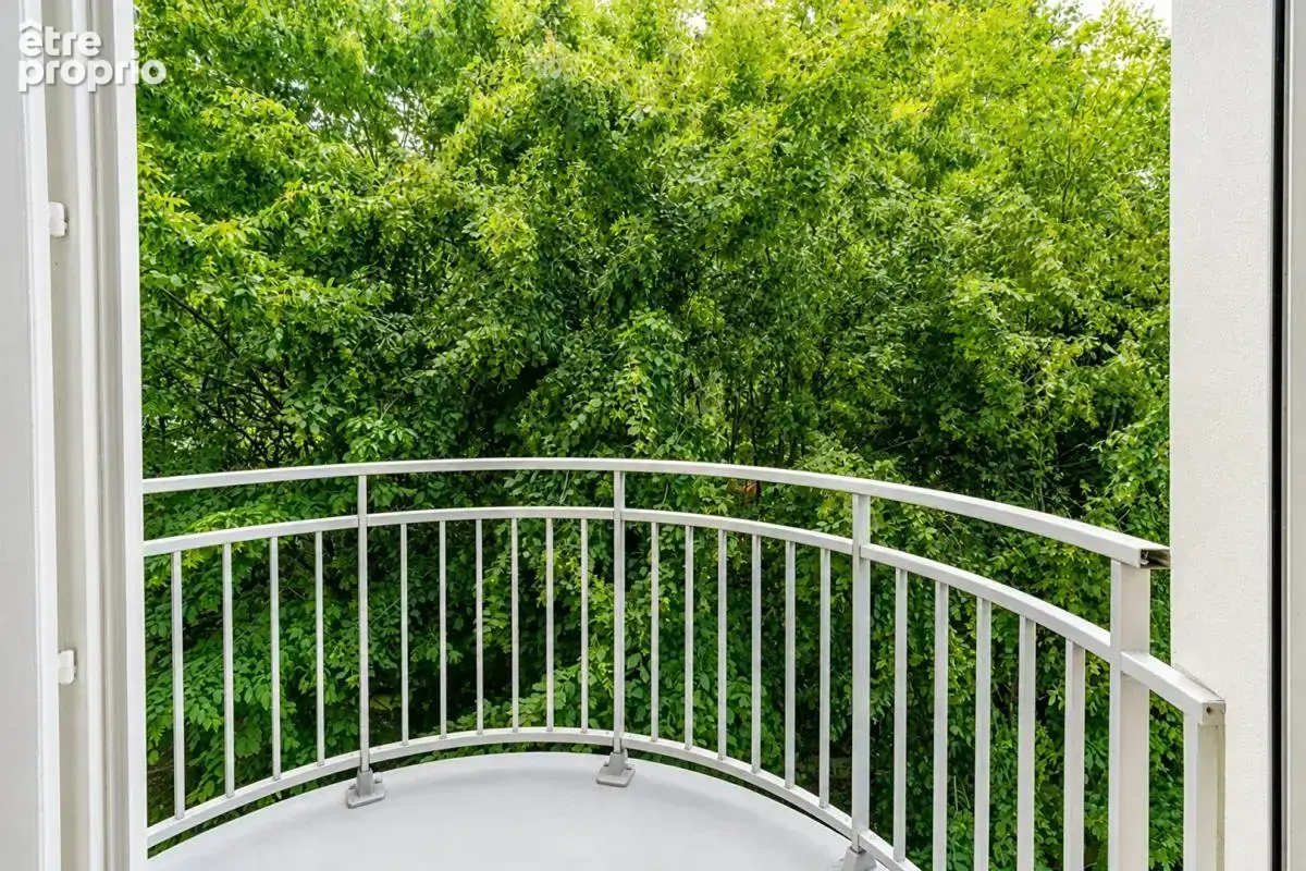 Appartement La Garenne Colombes 5 pièce(s) 96.91 m2 - photo 2
