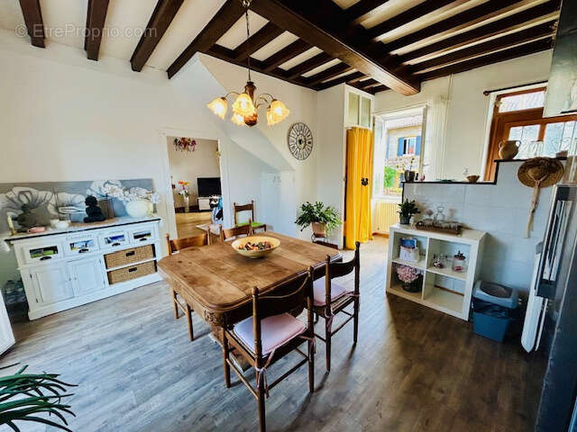 Maison à SAINT-PIERRE-LA-PALUD