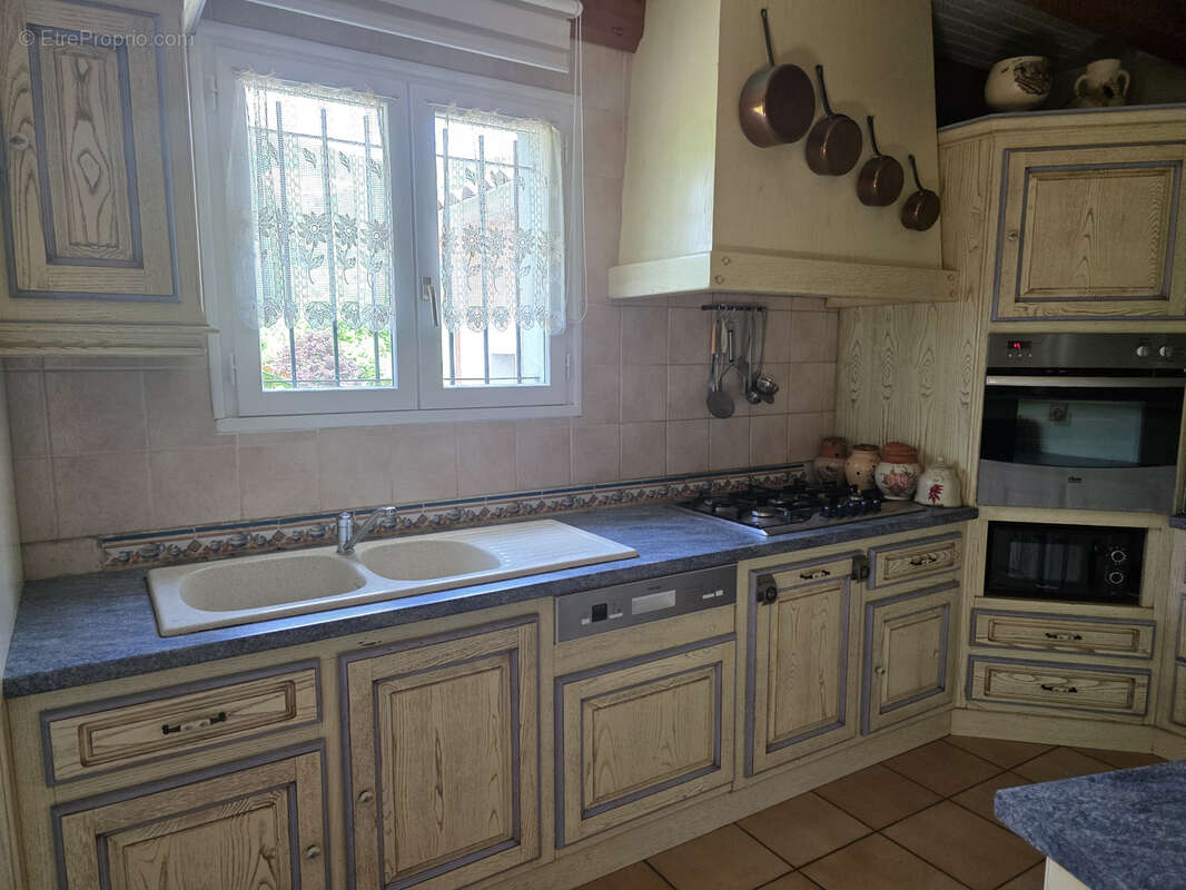 Maison à MONTPEZAT-SOUS-BAUZON