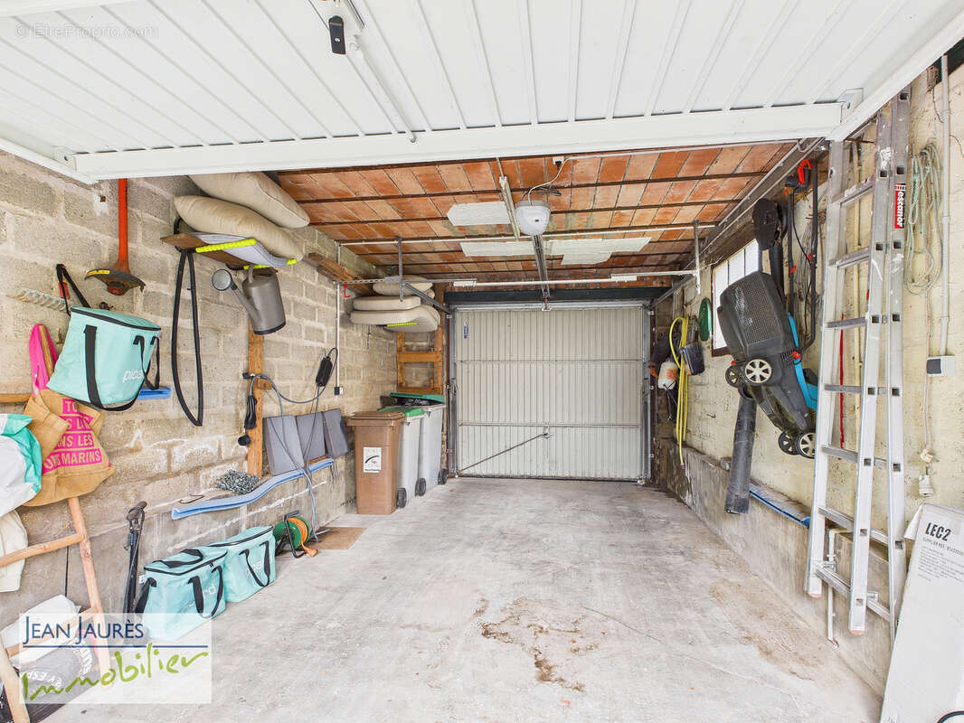 Maison à SAINTE-SAVINE