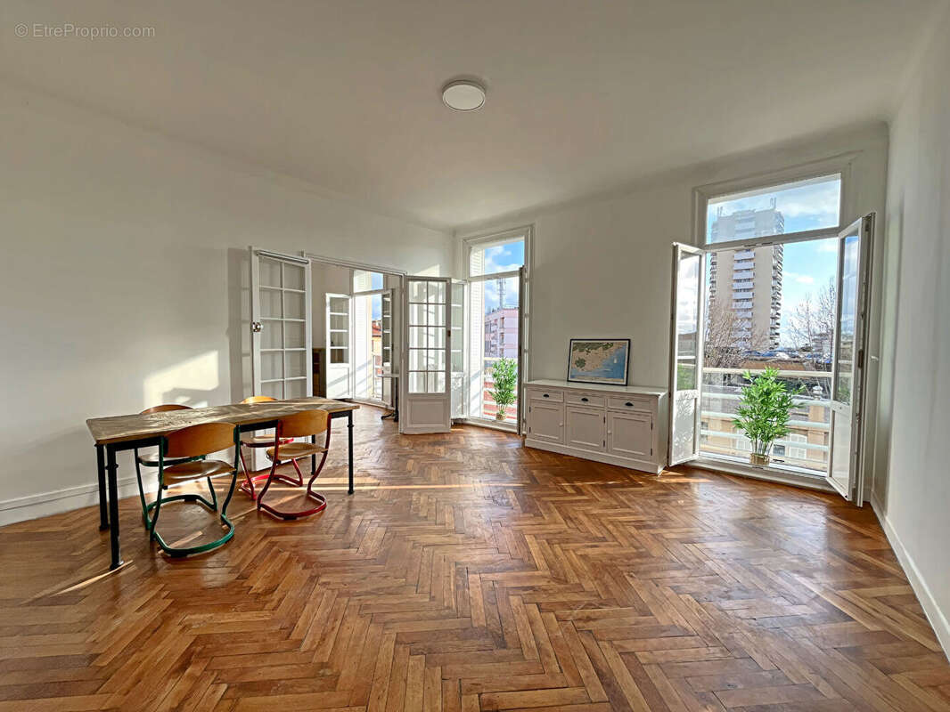 Appartement à SAINT-RAPHAEL