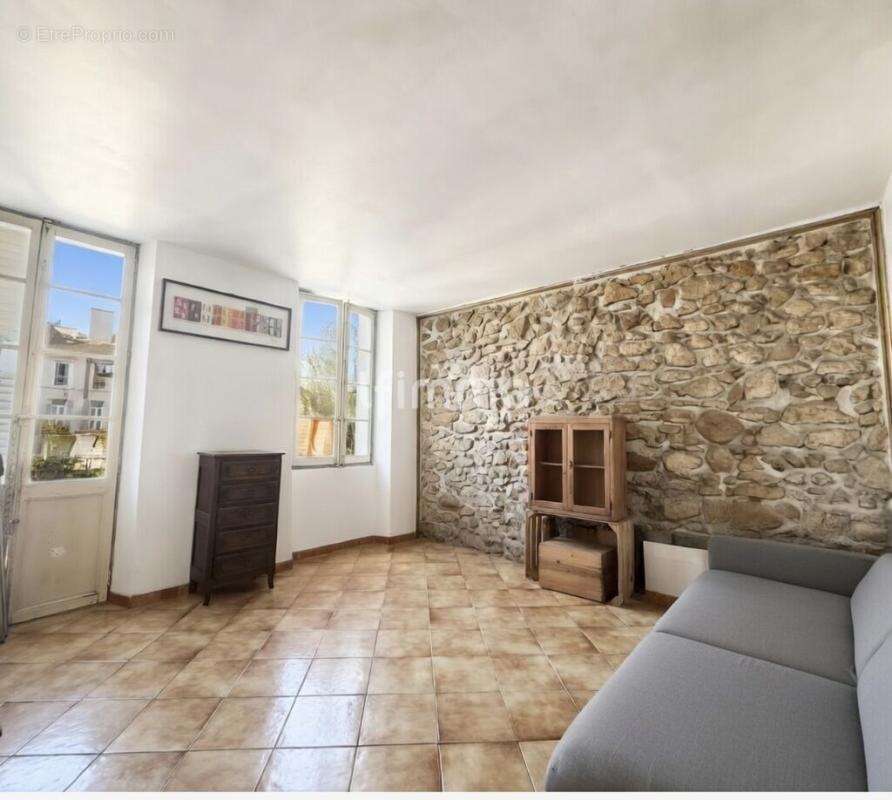 Marseille 6ème / Appartement / Balcon - photo 2