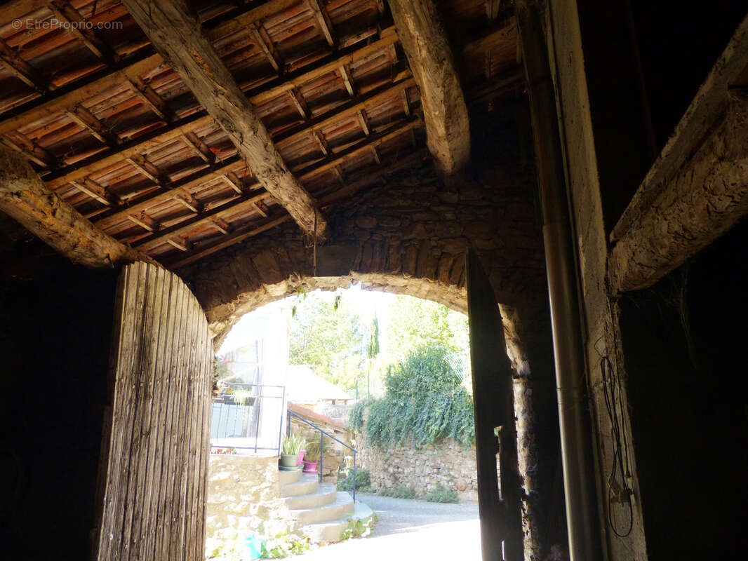 Maison à SAINT-ETIENNE-D'ALBAGNAN