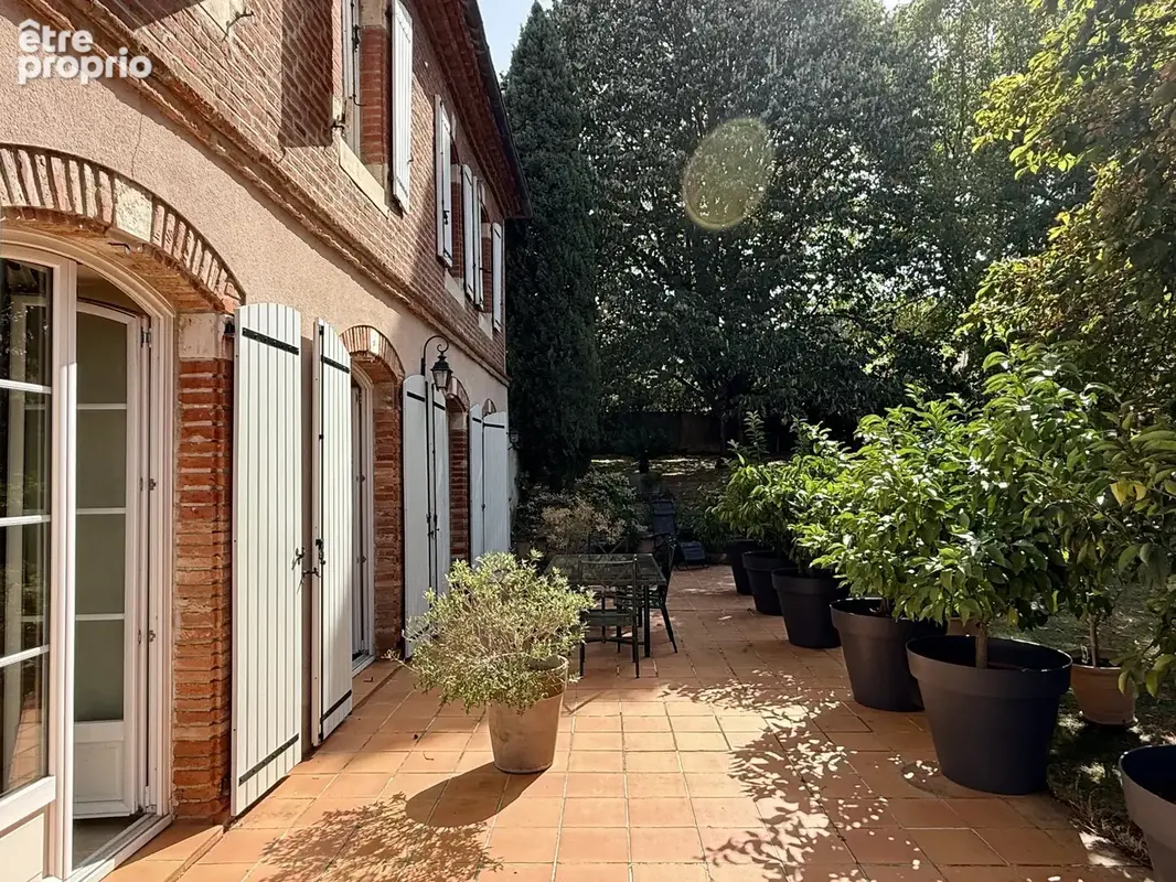 SAINT-JUERY - Superbe maison de maître en briques, vue sur les champs, parfait état général. - photo 32
