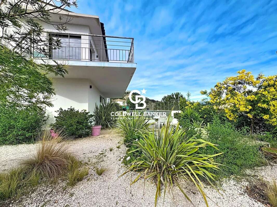 Maison à LES ADRETS-DE-L'ESTEREL