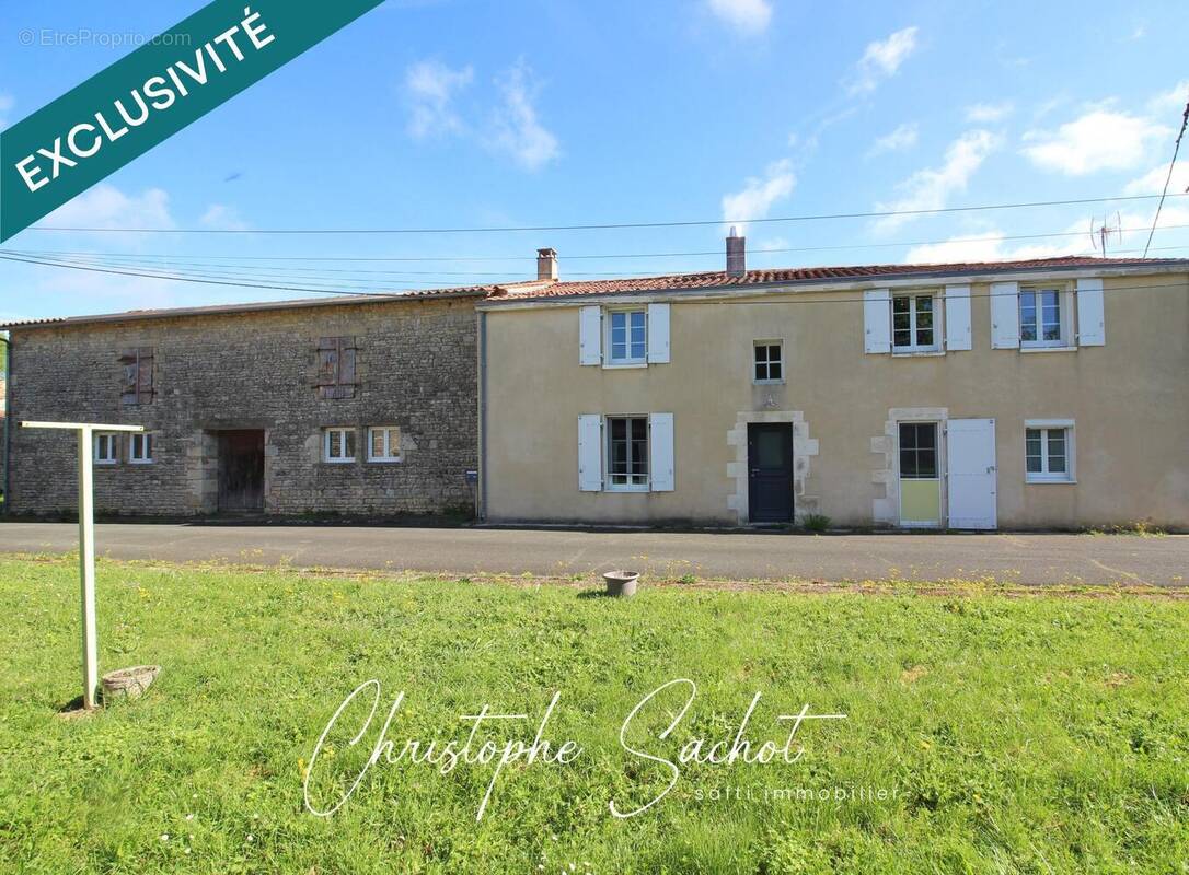 Photo 1 - Maison à LES FOSSES