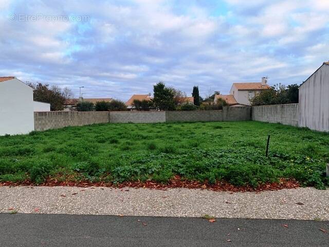 Terrain à LAGORD