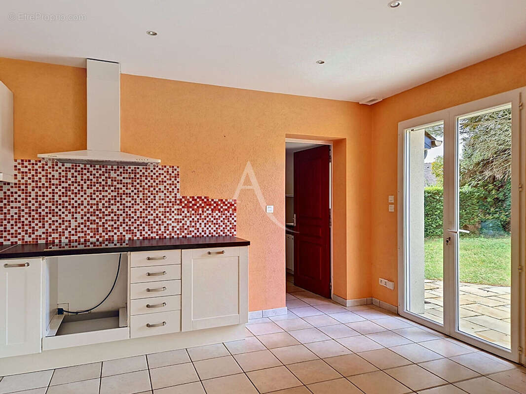 Maison à LE PLESSIS-GRAMMOIRE