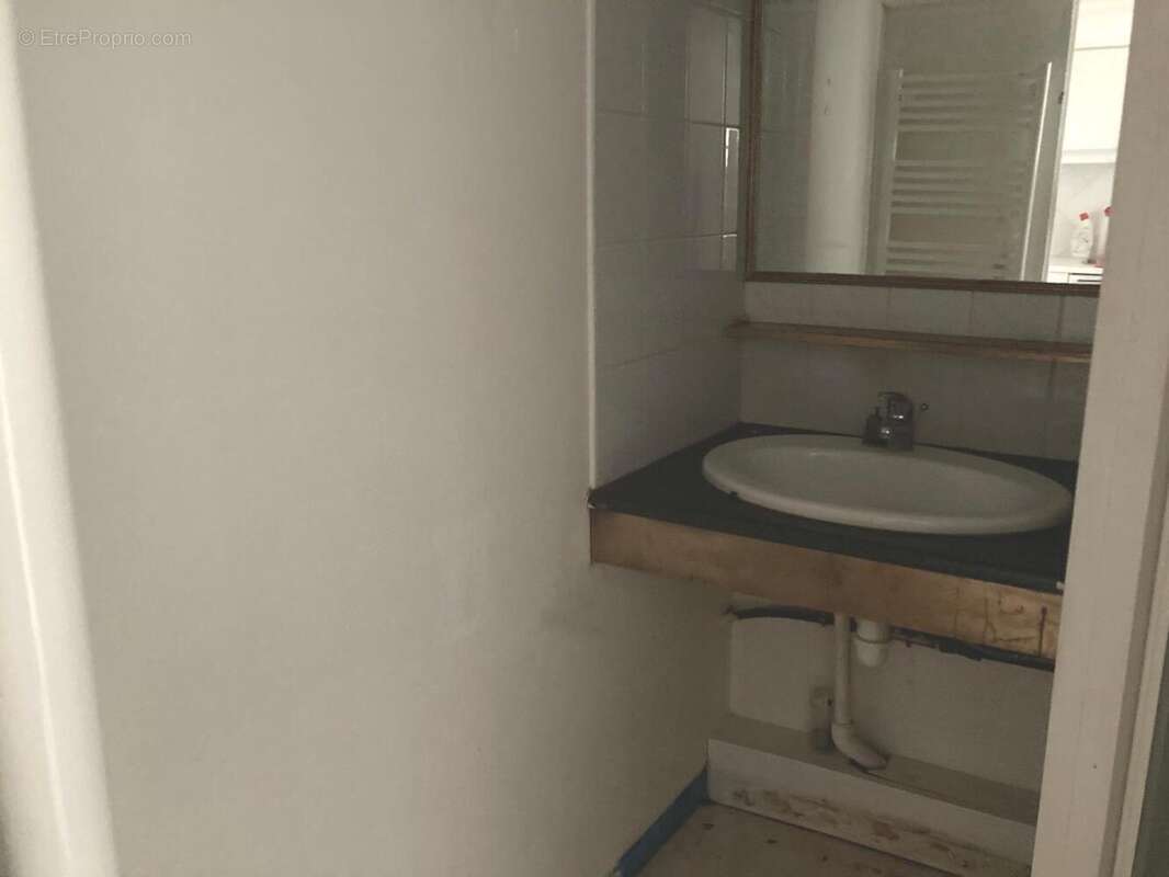 sd wc - Appartement à CAHORS