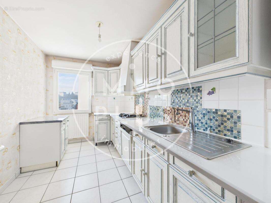 Appartement à CRAN-GEVRIER