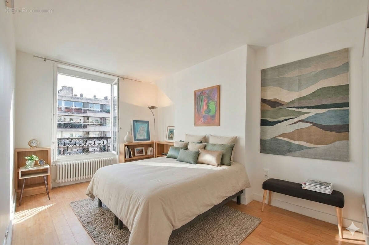 Appartement à NEUILLY-SUR-SEINE