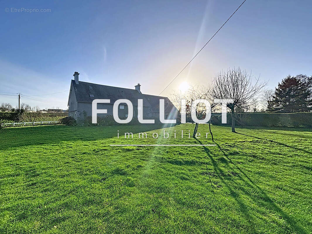 Maison à LINGREVILLE