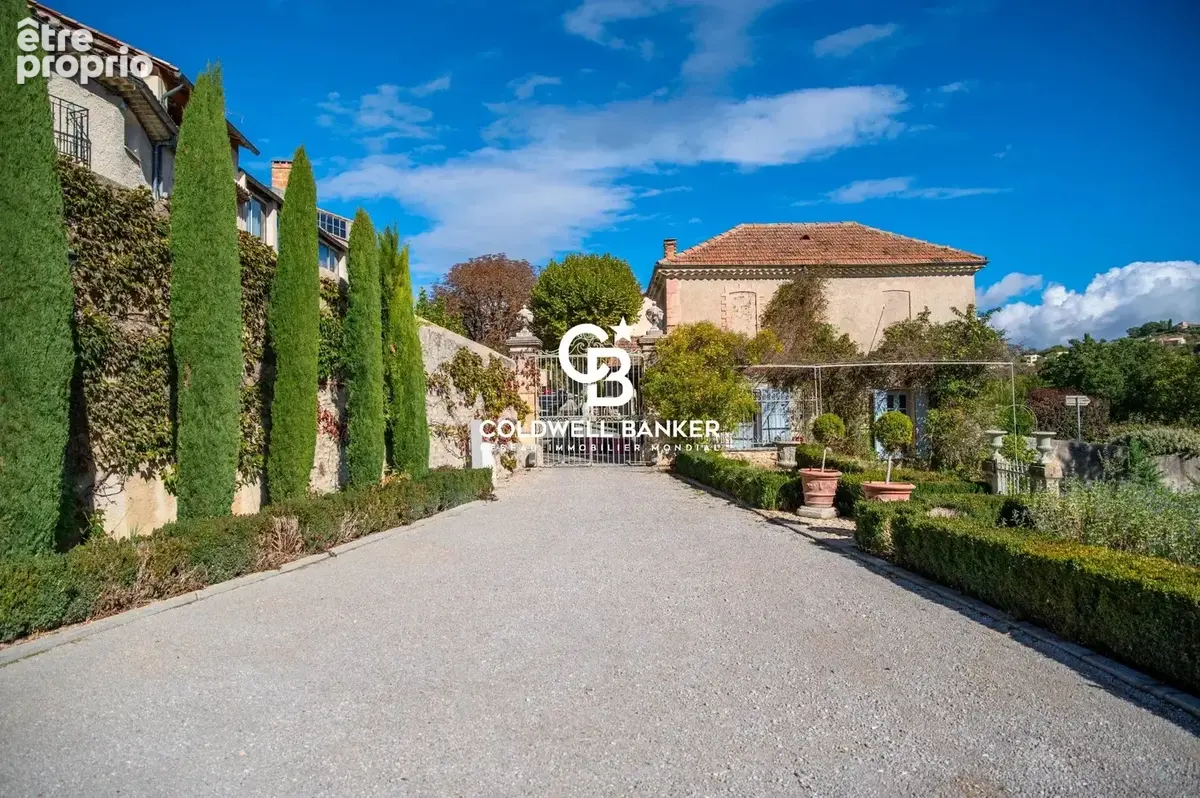 Château d’exception en haute-provence – un domaine historique au charme intemporel - photo 30