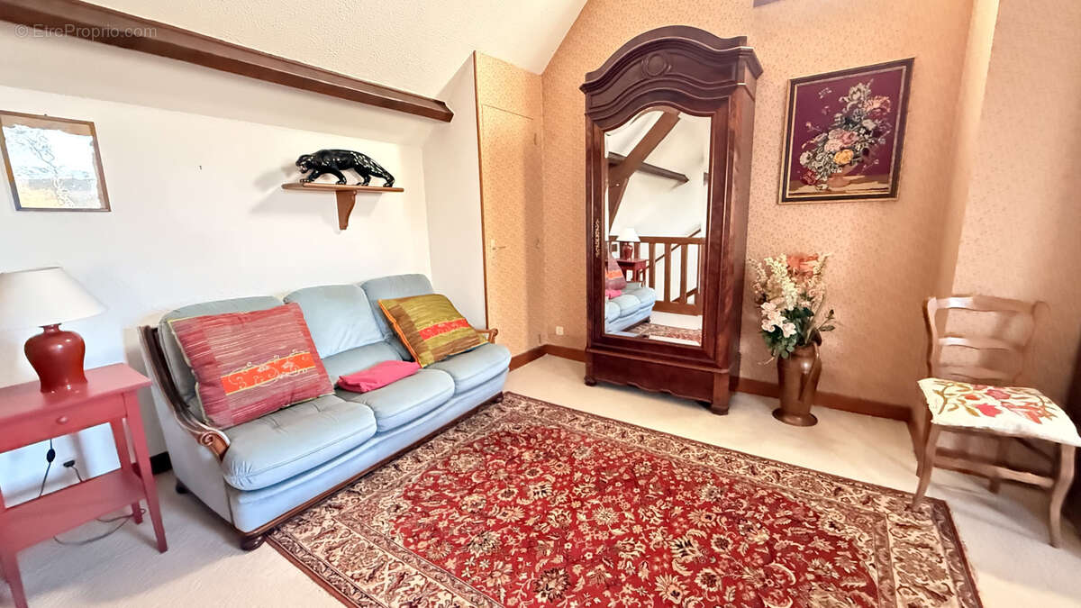 Maison à SAINT-CYR-EN-VAL