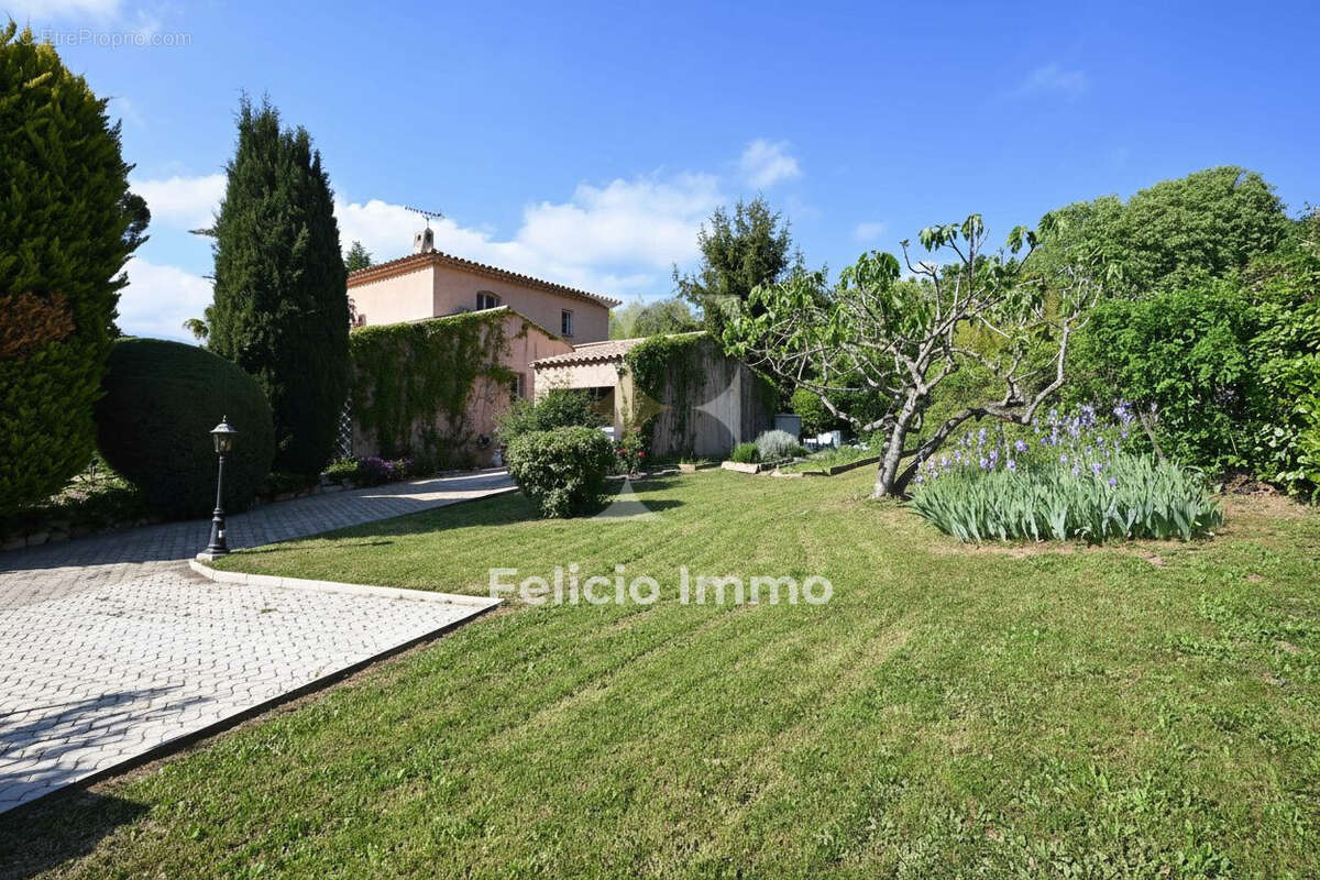 Maison 130 m² à Opio  - photo 4