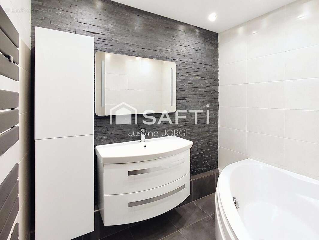 Photo 6 - Appartement à RIS-ORANGIS