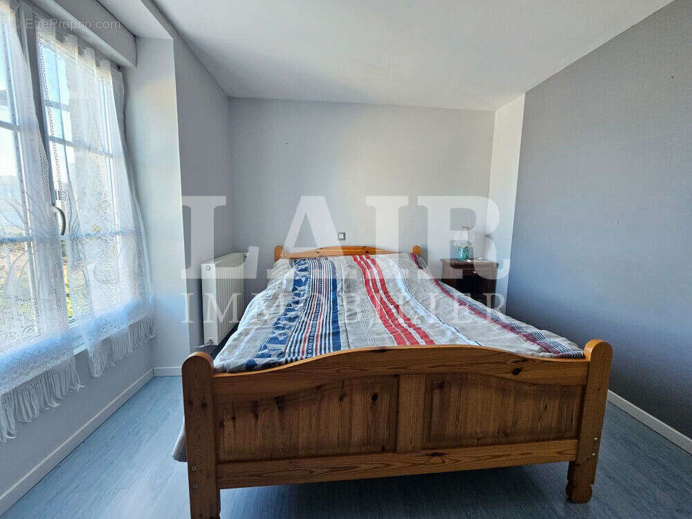 Maison à VILLAINES-LA-JUHEL