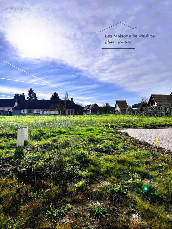 Terrain à AILLY