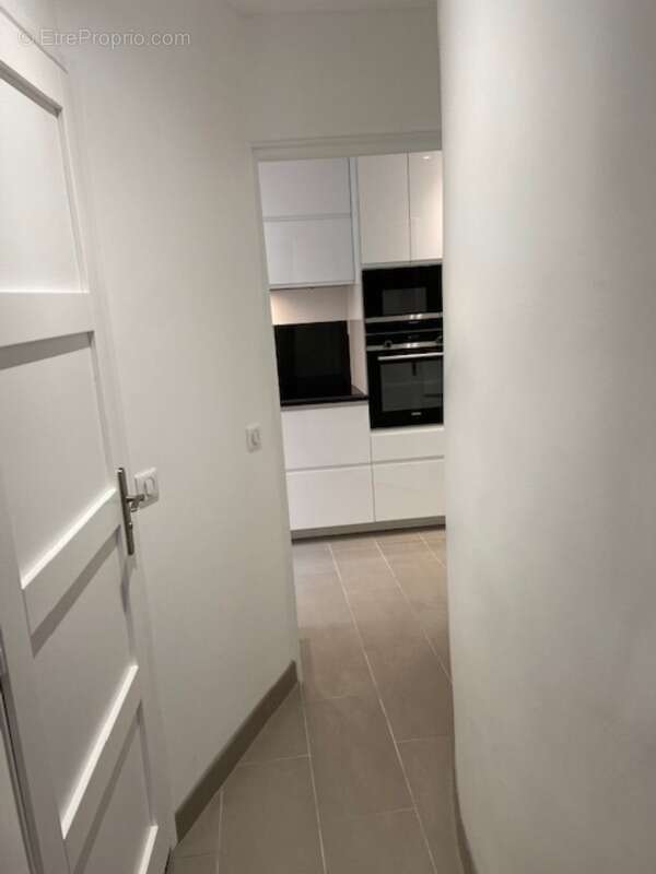 Appartement à vendre 4 pièces PARIS 10EME ARRONDISSEMENT (75) DPE en D - photo 7