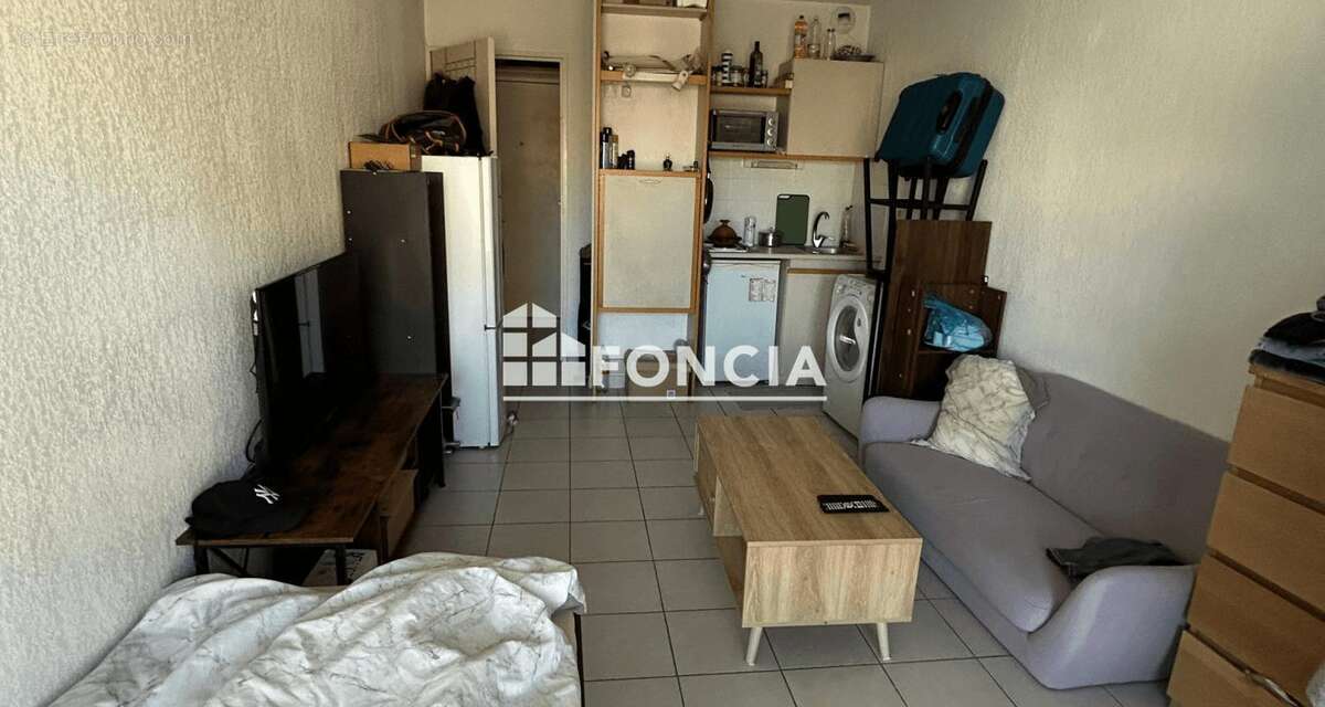 Appartement à MARSEILLE-5E