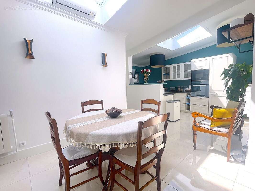 Maison à MAISONS-ALFORT