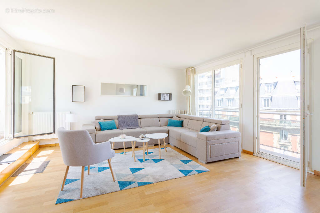 Appartement à PARIS-15E