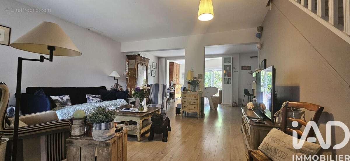 Photo 2 - Maison à NOISEAU