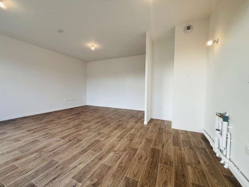 Appartement à MARLY-LA-VILLE