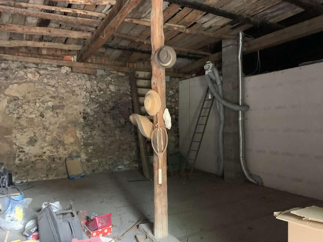 Maison à SAINT-MARCEL