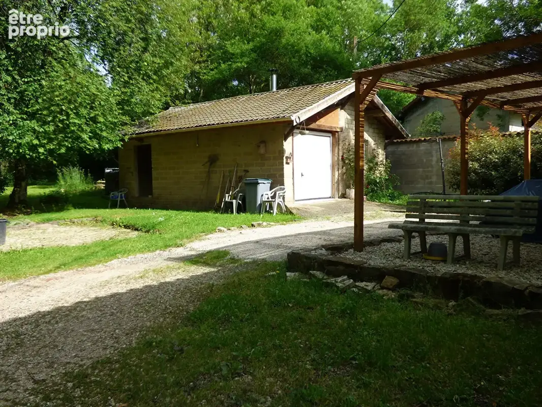 Maison Saint Trivier De Courtes  7 pièce(s) 181 m2 - photo 2