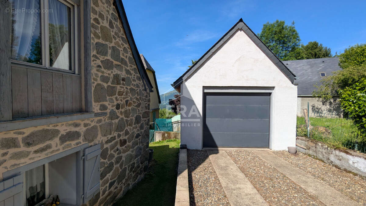 Maison à ARCIZANS-AVANT