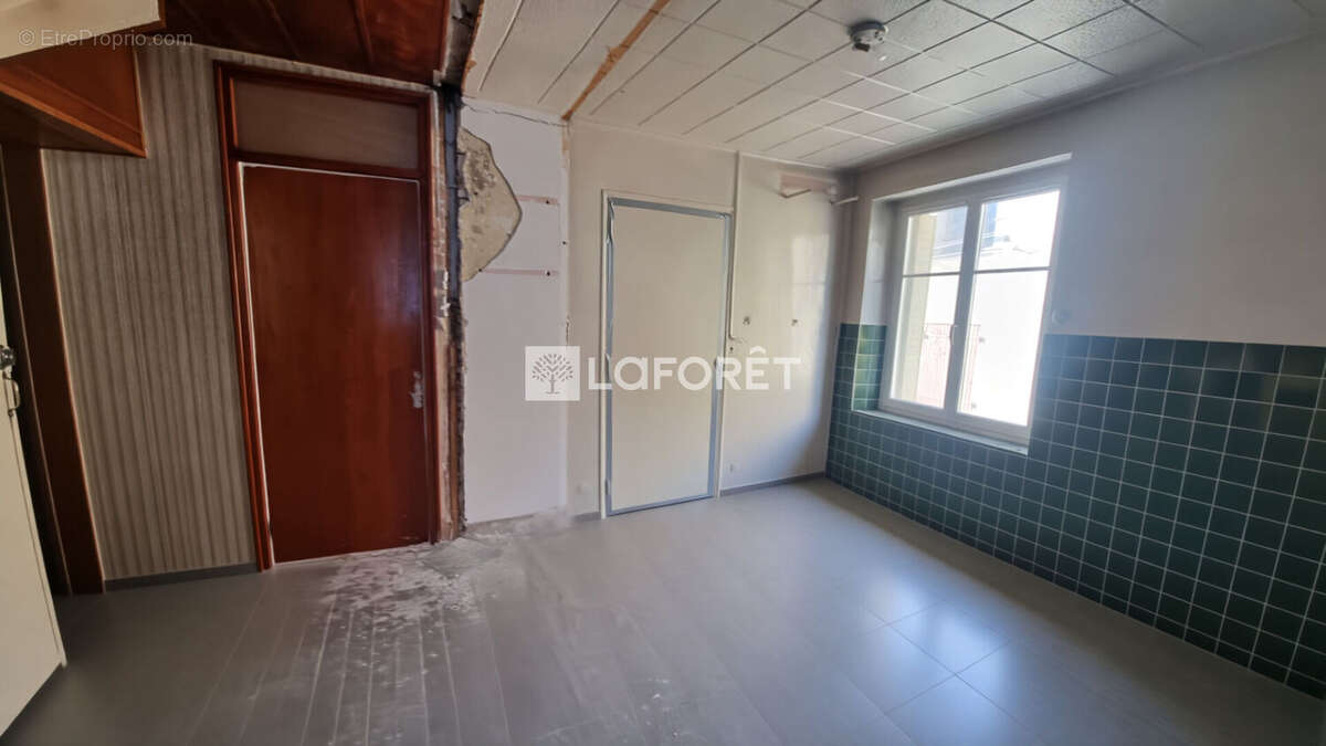 Appartement à SALINS-LES-BAINS