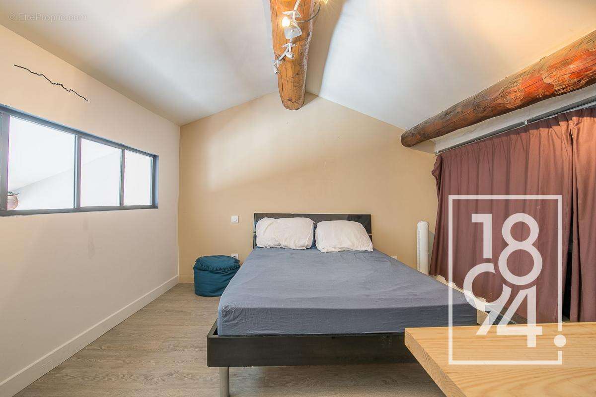 Appartement à MARSEILLE-16E