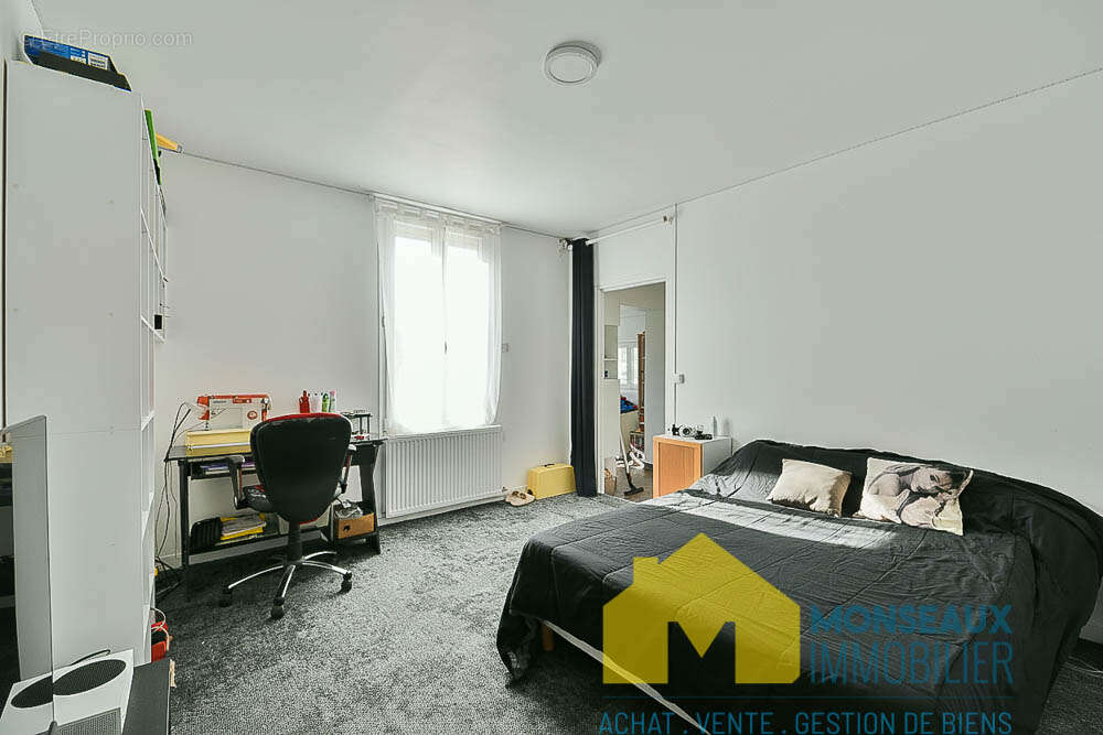 Maison Viry-Chatillon 5 pièce(s) 110m² - photo 6