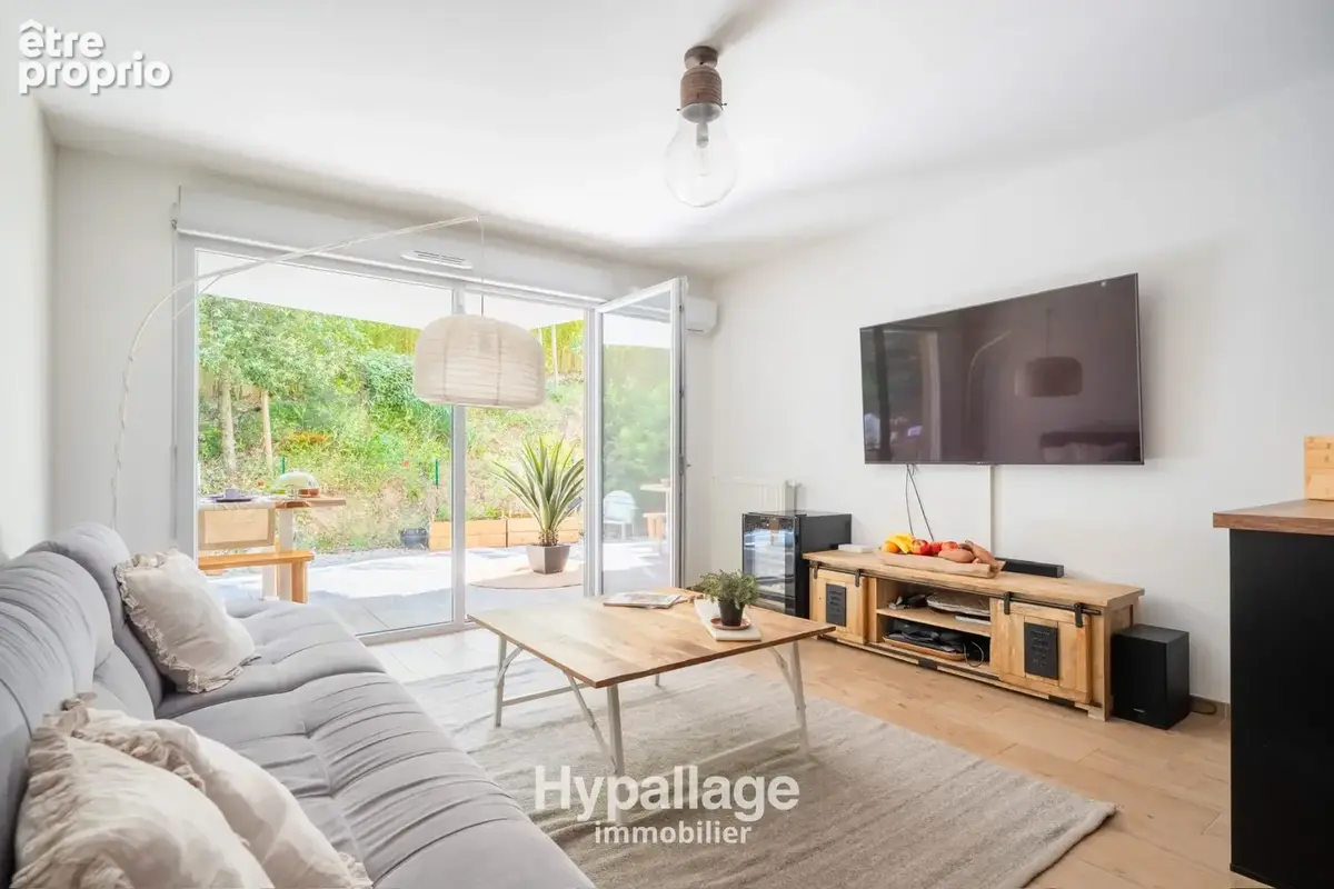 Appartement T3   Rez-de-jardin   Trois-Lucs - photo 2