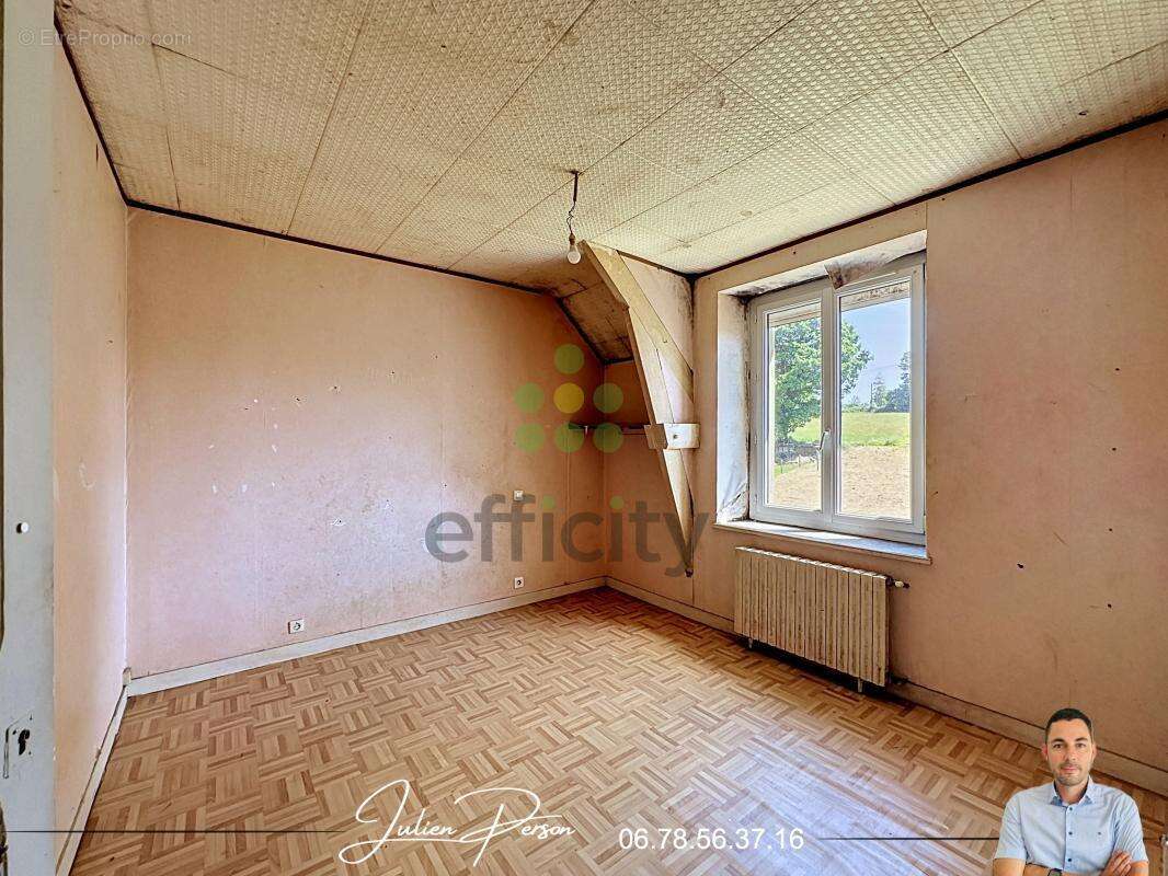 Maison 102 m² à Saint-Hernin  - photo 13