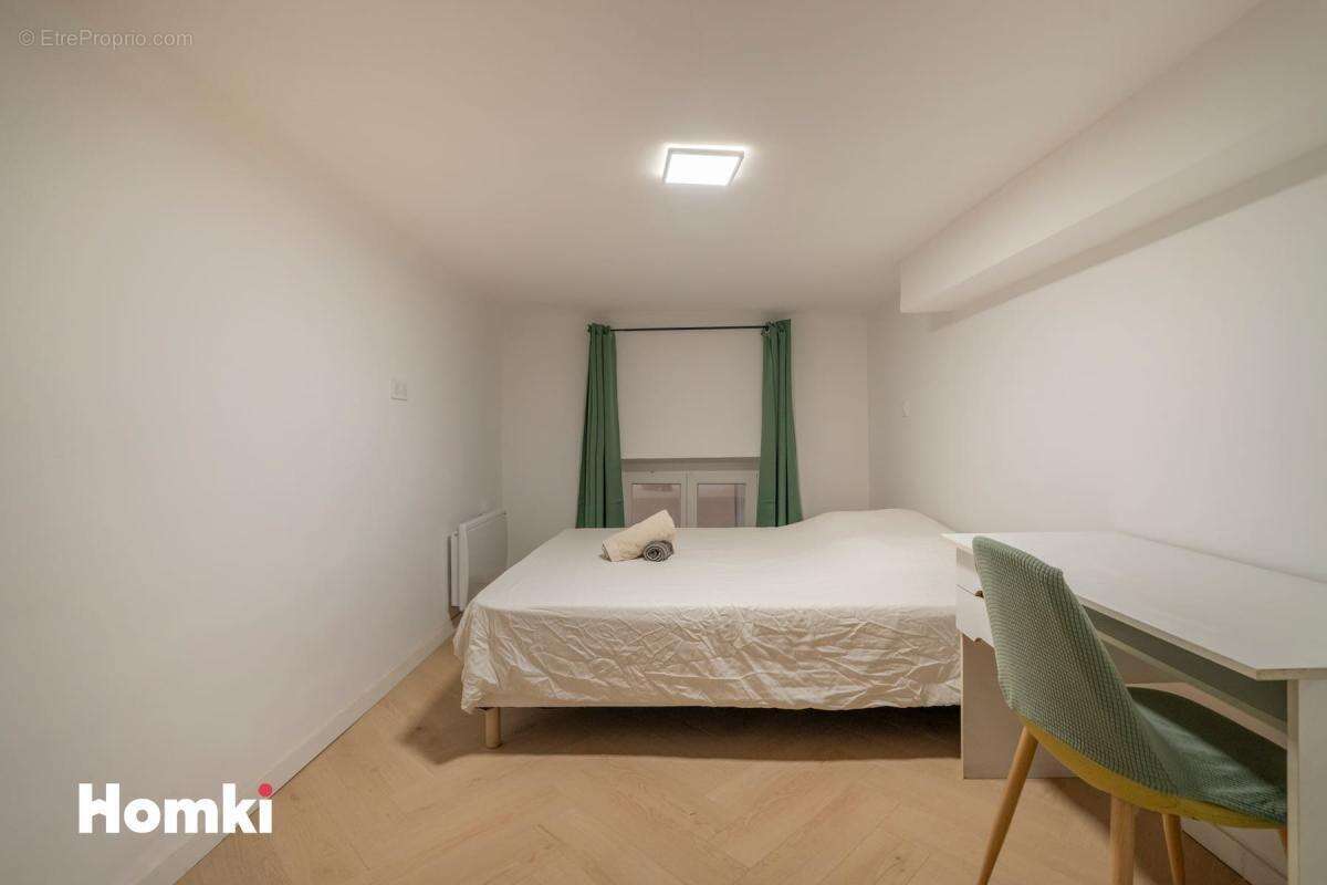 Appartement T5 de 105 m2 à Marseille 13002, Rue Chevalier Paul - photo 12