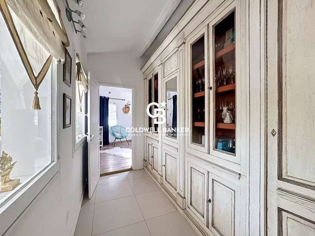 Maison à ROQUEBRUNE-SUR-ARGENS