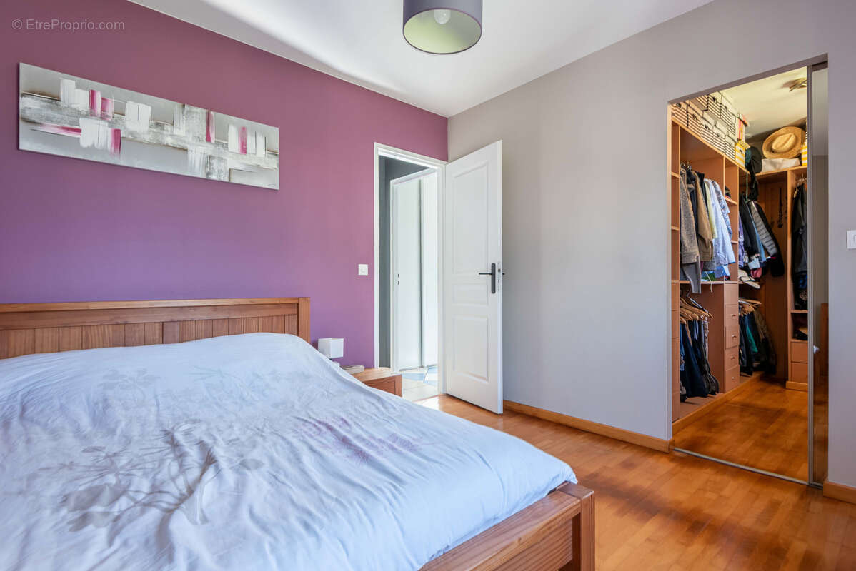 Maison à CAMBLANES-ET-MEYNAC