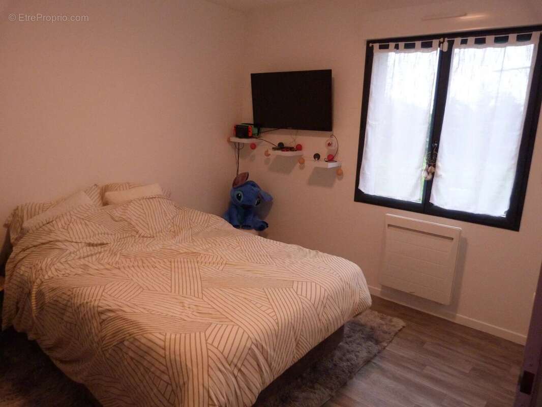 Maison à SAINT-GEORGES-SUR-LA-PREE