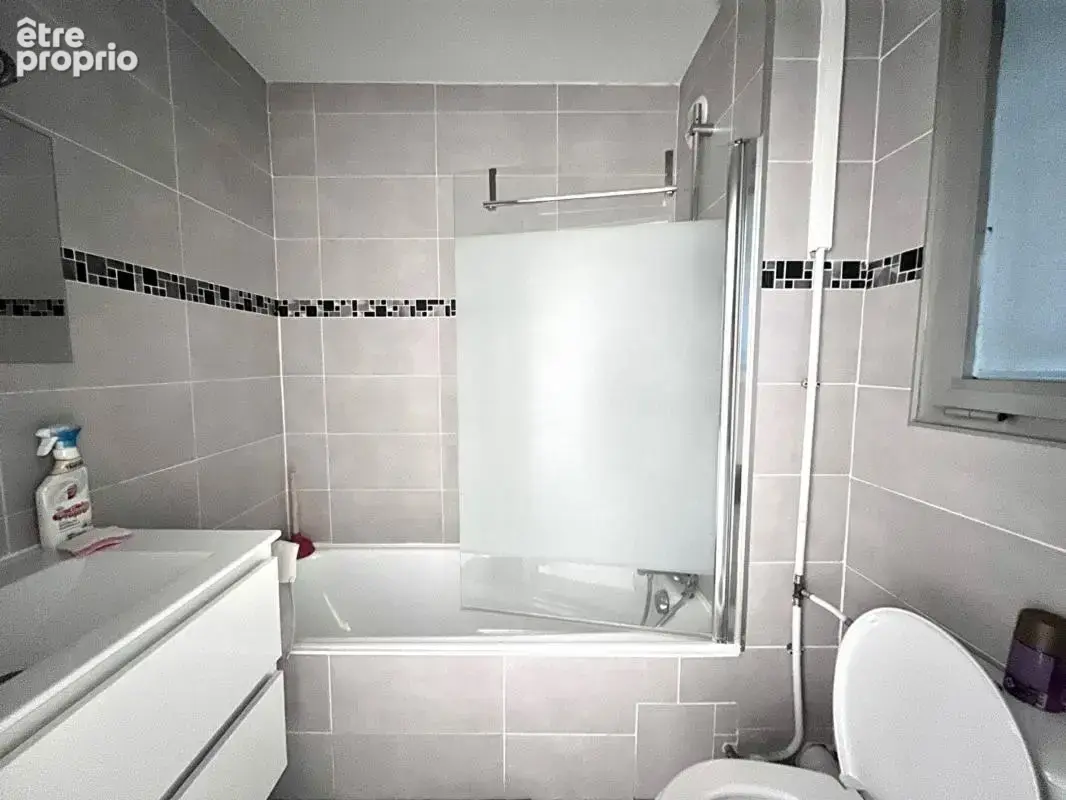 Appartement À Vendre - photo 5