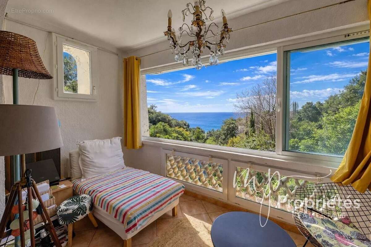 Appartement à RAYOL-CANADEL-SUR-MER