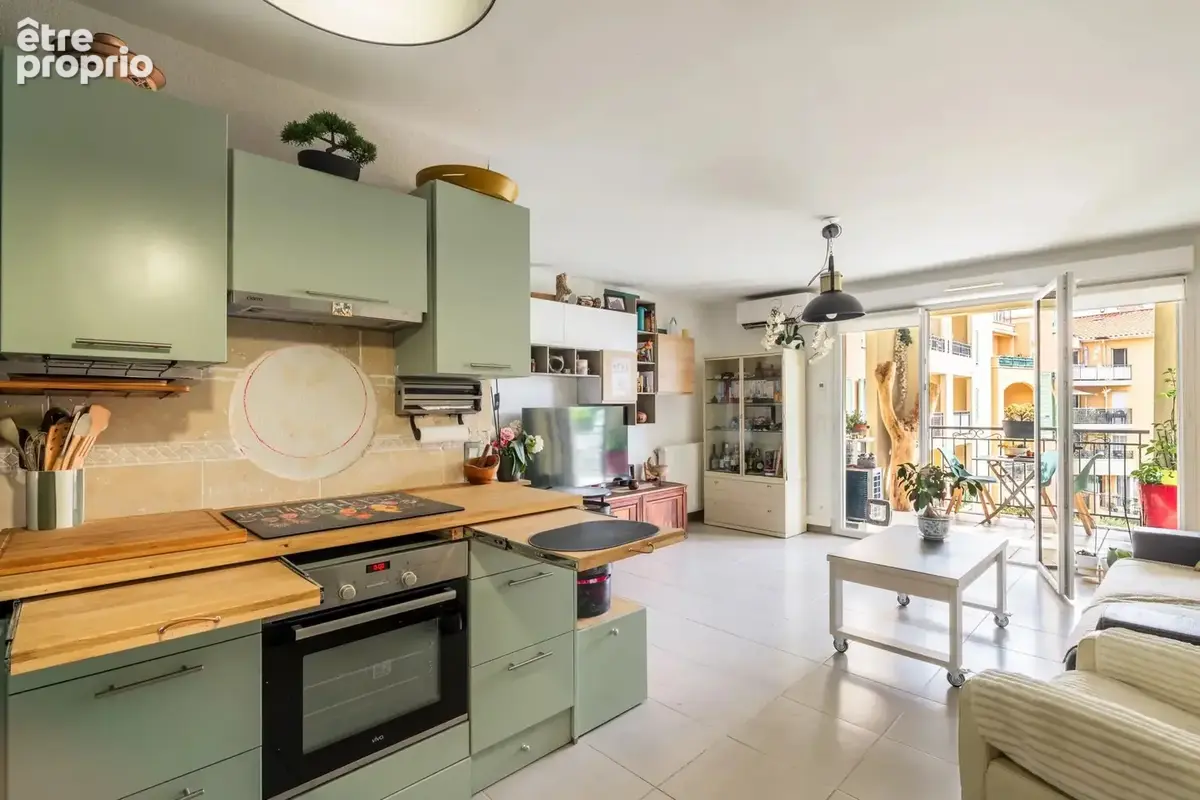 Cagnes sur mer - Appartement 2 pièces avec terrasse, cave et parking (en location) - photo 8