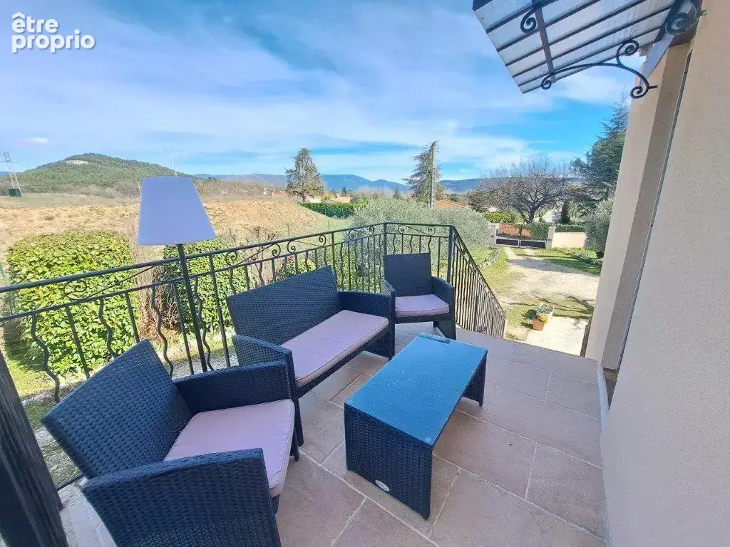 A vendre à Gargas spacieuse avec deux appartements et piscine - photo 11