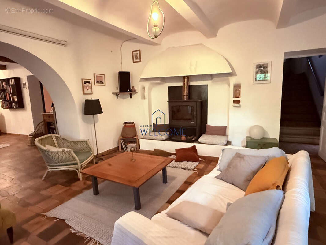 Maison à SAINT-CHRISTOL-LES-ALES