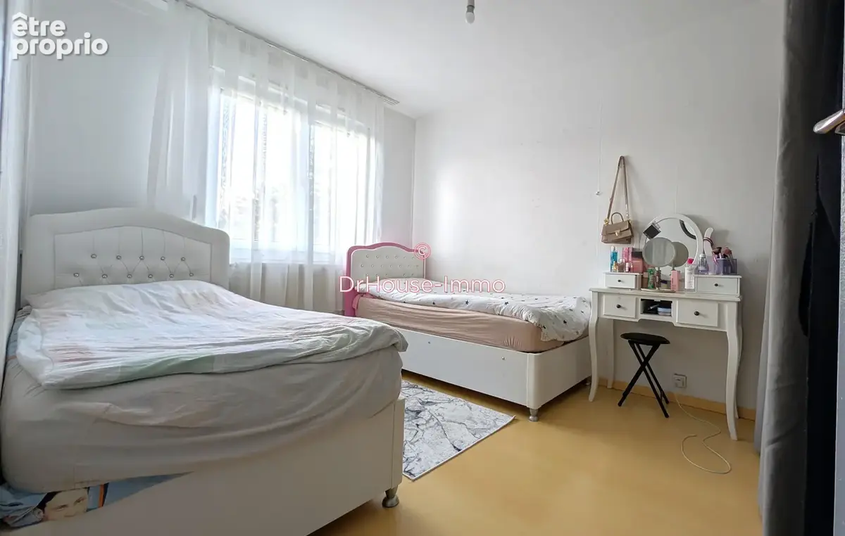 Appartement 5 pièces 75 m² à vendre à Laxou (54520) - photo 4