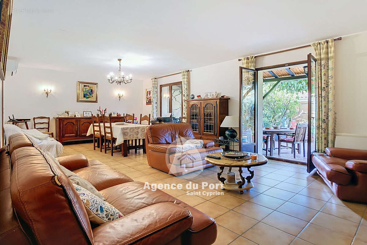 Maison à SAINT-CYPRIEN