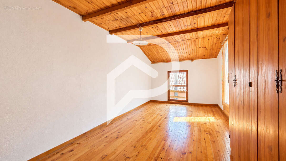 Maison de village de 73,34 m² avec dépendance - photo 8