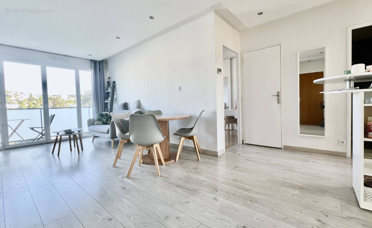 Appartement à VILLARS